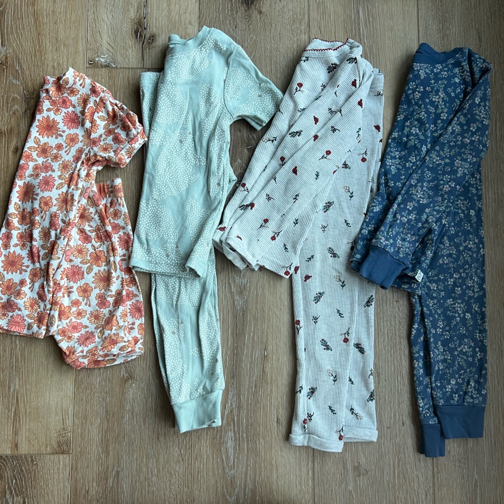 Toddler Girls 5T Pajamas-Set of 4-Old Navy & Carters